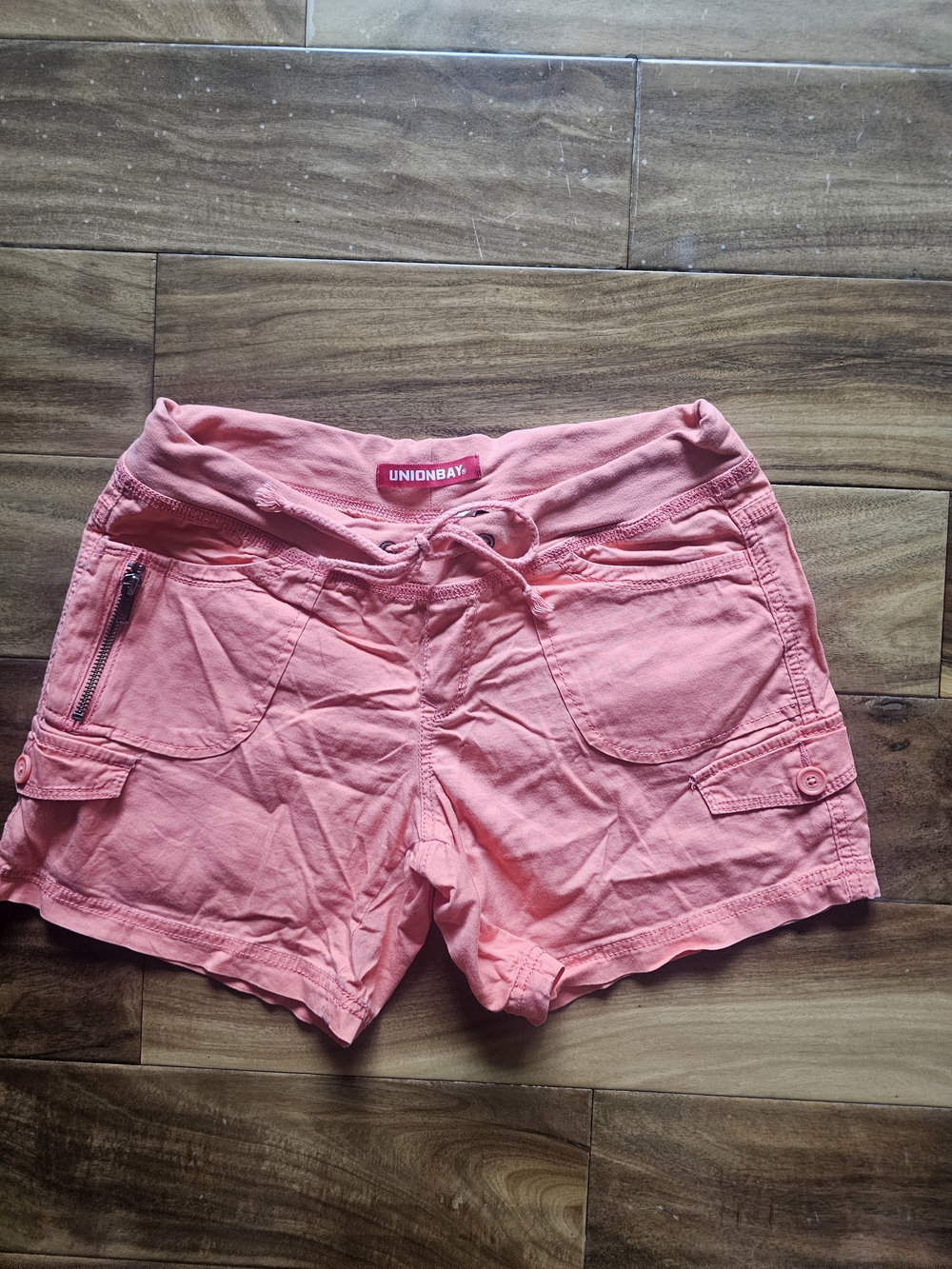 Like New! UNIONBAY Coral Cargo Drawstring Women's Shorts